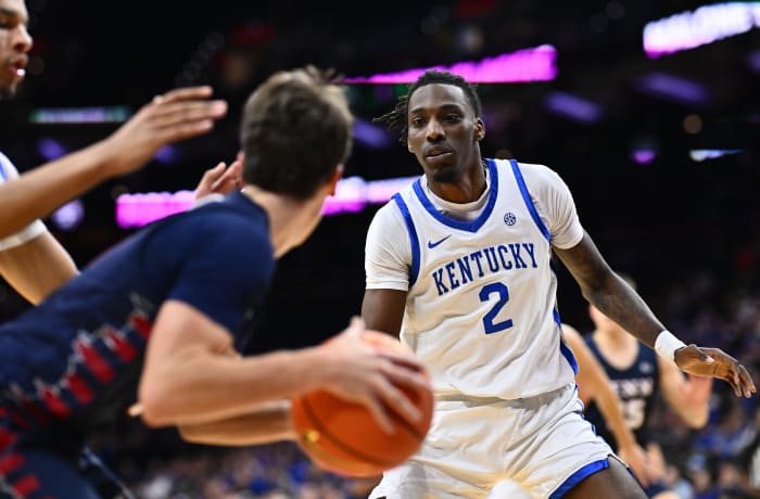 Dec 9, 2023; Philadelphia, Pennsylvania, USA; Kentucky Wildcats forward Aaron Bradshaw (2) defends Penn Quakers guard Clark Slajchert (0) in the first half at Wells Fargo Center. Mandatory Credit: Kyle Ross-USA TODAY Sports